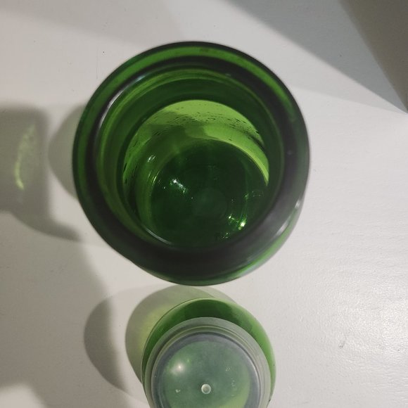 A Pothecary Jar Emerald Green Mid-Centry-Made in Belgium Bubble Top - Picture 5 of 8